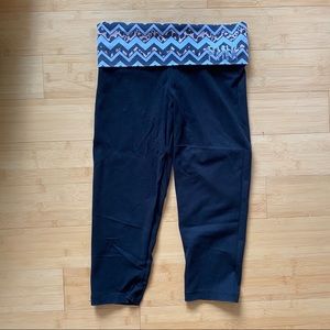 Victoria’s Secret Foldover Crop Leggings
